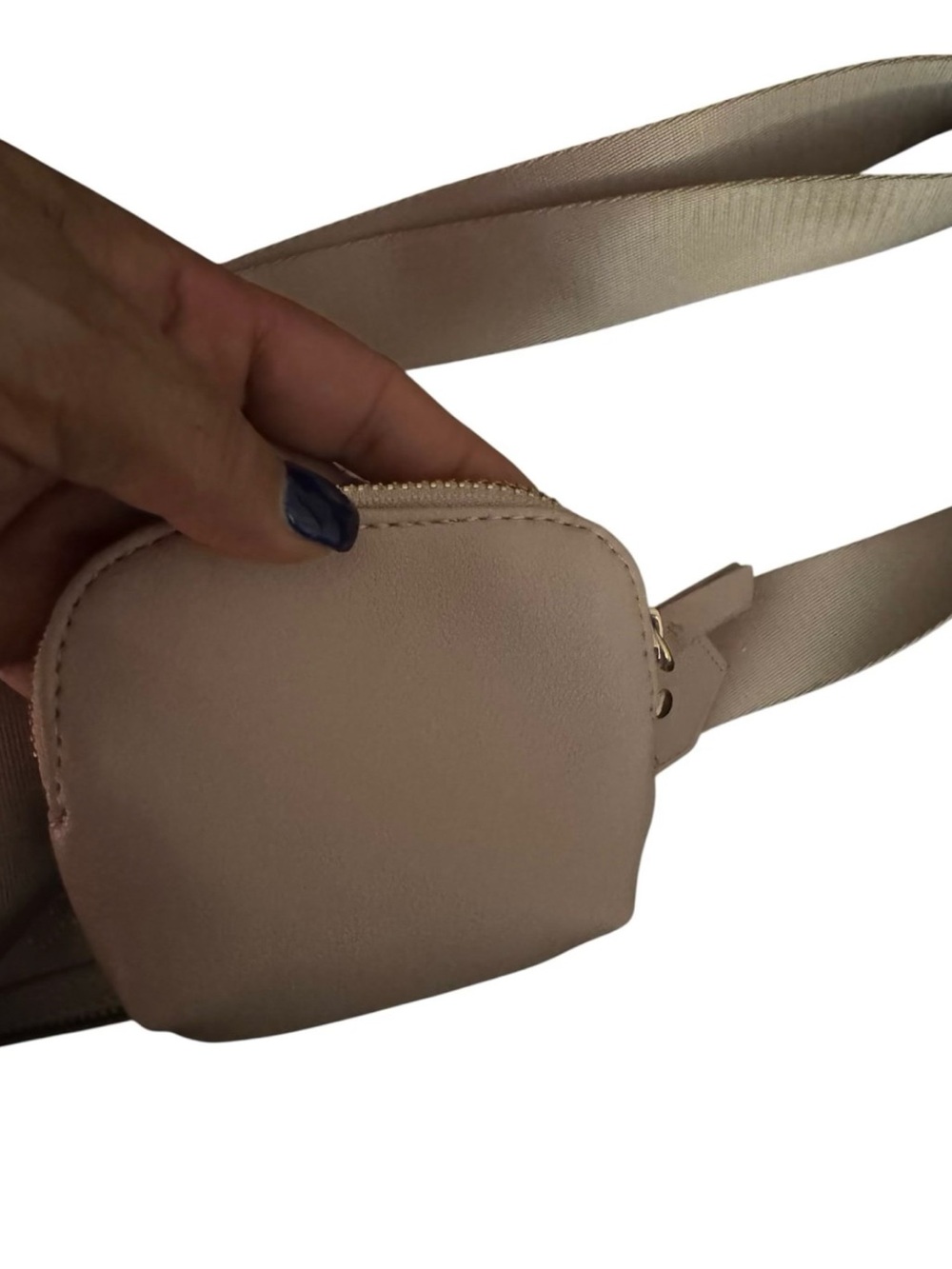 Juicy Couture Taupe Crossbody Barrel Bag - Picture 3 of 11